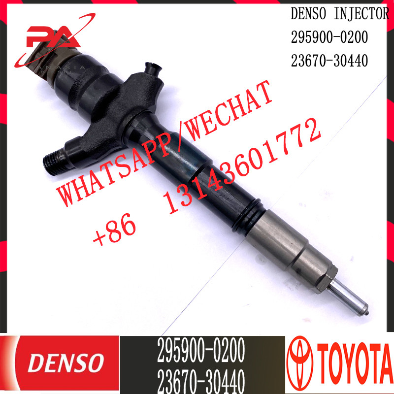DENSO Diesel Common Rail Injector 295900-0200 For TOYOTA 23670-30440