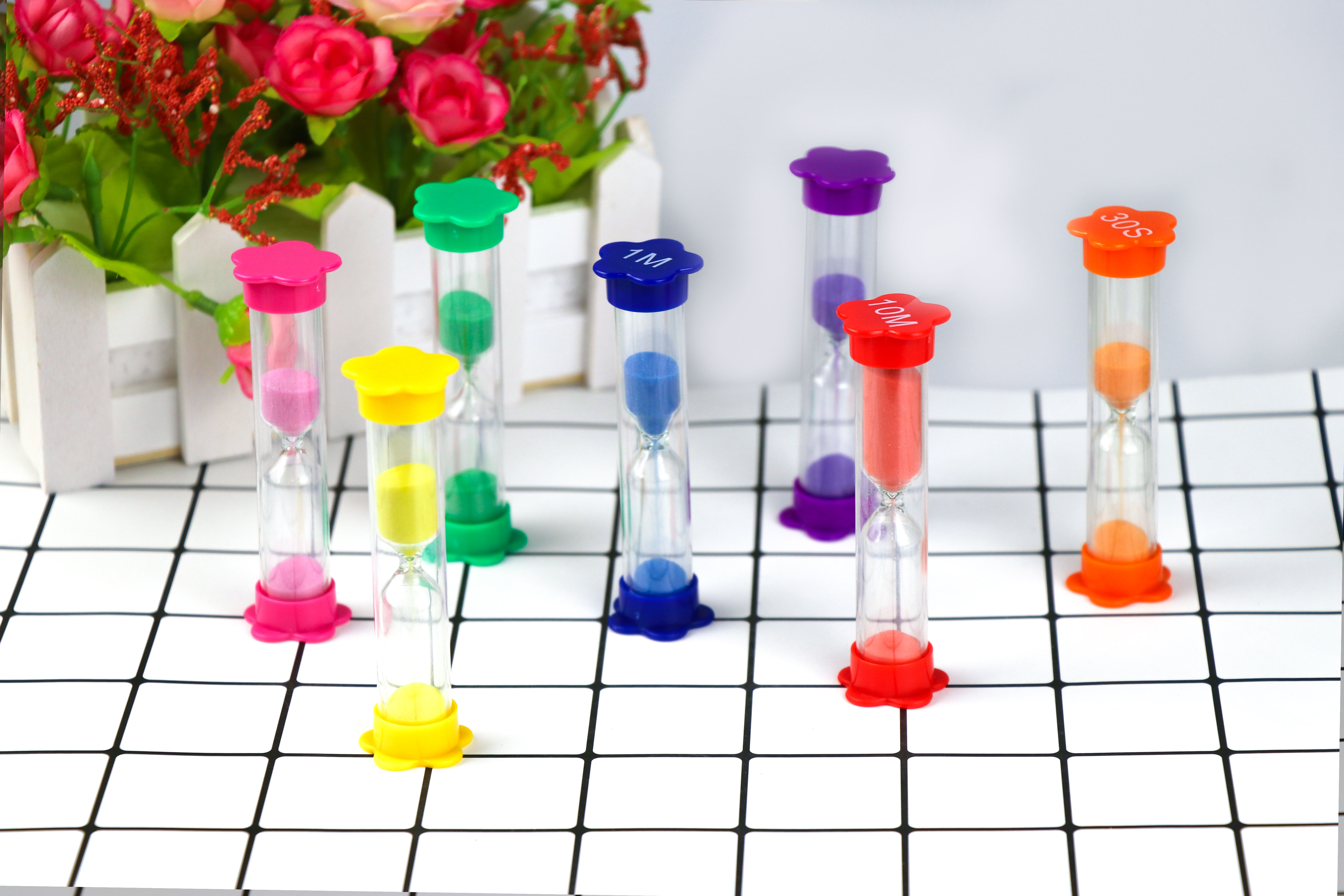 Colorful Plastic Hourglass Timer Flower Shape Base Sand Timer For Kids Education
