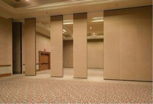 China Banquet Hall 85 mm Type Sound Proofing Movable Partition Walls with No Floor Tracks factory