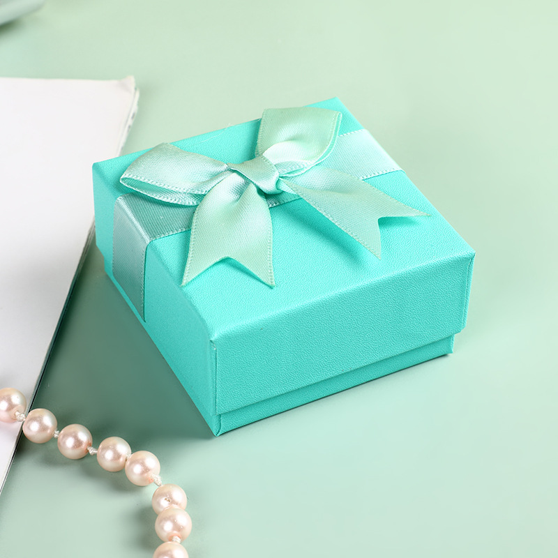 Square Recycled Materials Jewelry Packaging Paper Boxes for Luxury Rings and Earrings