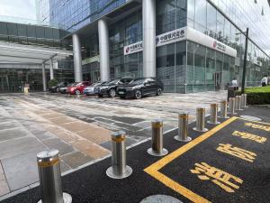 China Automatic Semi Automatic Bollards For Commercial Residential Use factory
