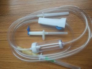 China Transfusion Set with double needle factory