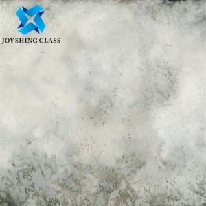 China Large Decorative Wall Mirrors , 5mm Antique Style Mirror Glass For Doors / Wardrobe factory