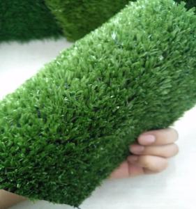 China Green Backyard Fake Grass Rug Indoor With Single PP Back Ornamental factory