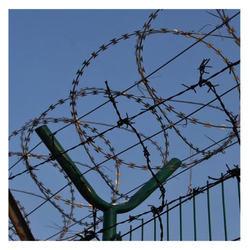 Y Post 2.5m Height Airport Security Fencing Powder Coated Razor Barbed Wire Anti