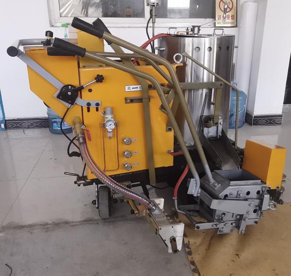 Battery Driving Thermoplastic Road Line Marking Machine For Convex Line And