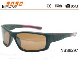 China Nontoxic Sports Sunglasses, Made of Plastic , UV 400 protection lens factory
