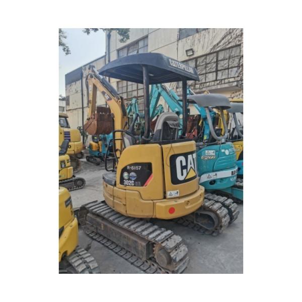 Original Cat 302C Small-Sized Crawler Excavator with 0.04 Bucket Capacity and