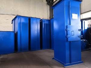 China Bulk Material Conveying Belt Driven Elevator , 220V/380V Hopper Elevator factory