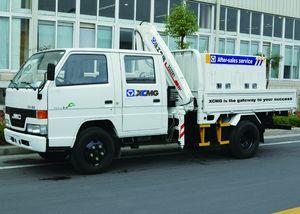 China Lifting Knuckle Boom Truck Crane With 7.5m Max Lifting Height factory