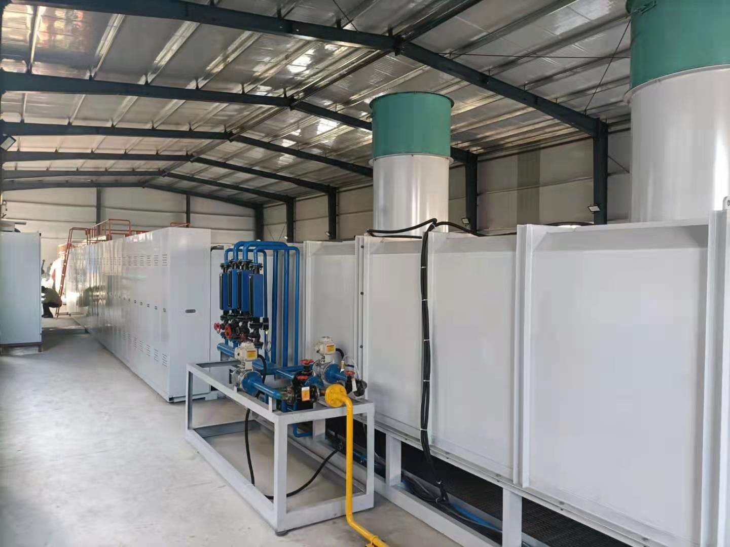 Aluminium Brazing Furnace Radiantor Tube Heating Nitrogen Consumption Three Phase 50HZ