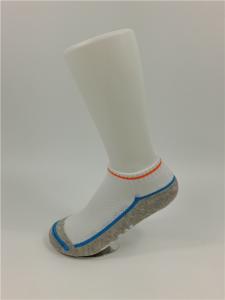 China Breathable Elastic Persistent Organic Cotton Socks , Anti - Foul Kids Crew Socks factory
