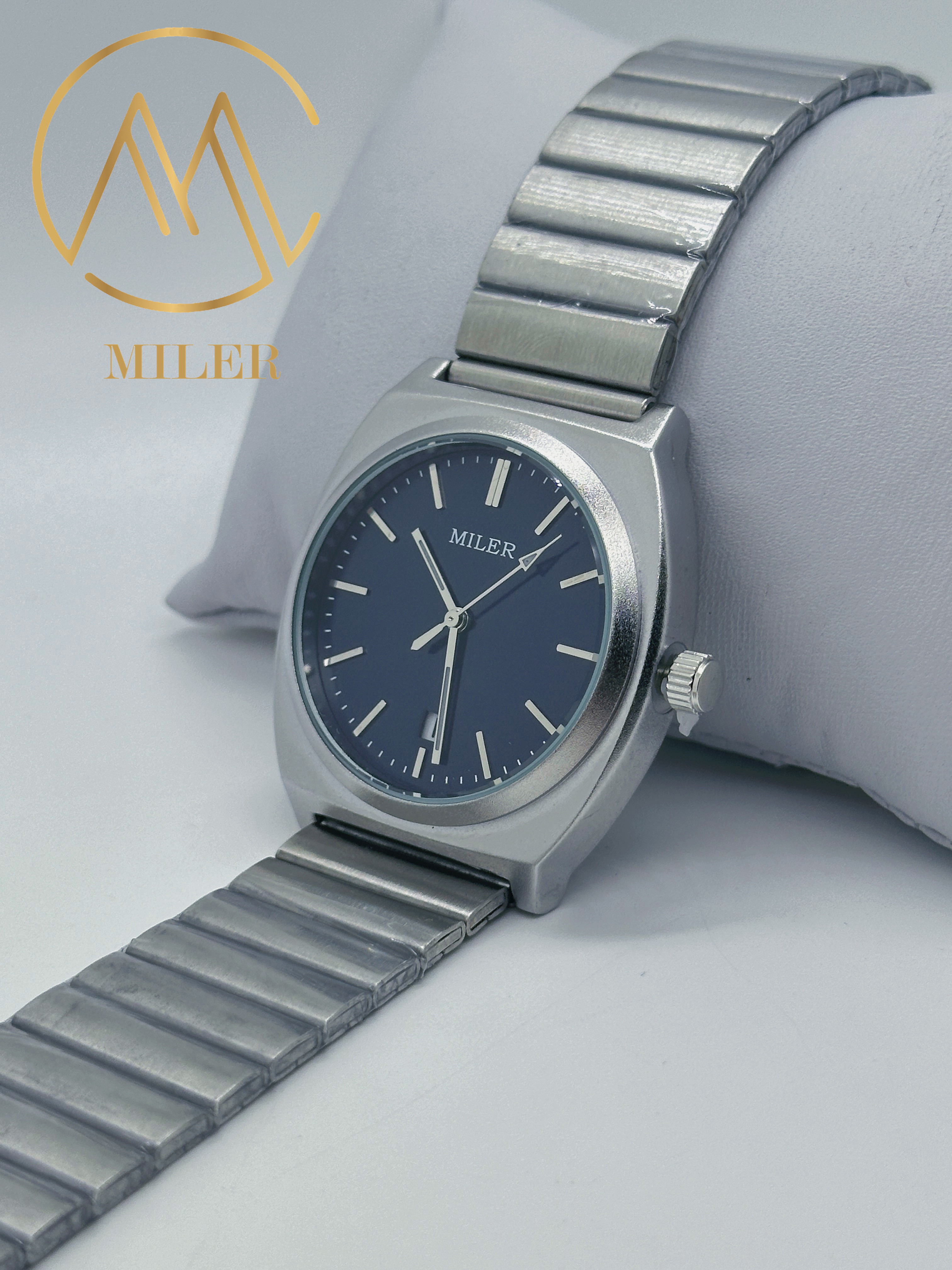 China factory Design New Fashion Function Sport Quartz Watch Steel Band Watch Business