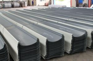 China Hot Dip Galvanized / Rolling Metal Roofing Sheets With Electric Welding factory