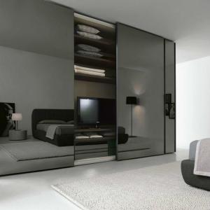 China Trendy Solid Wood Walk In Closet Organizer Mirror Sliding Doors Wardrobes For Clothes factory