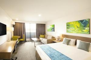 China Cambodia hotel furniture manufacturers from high quality shenzhen china furniture factory made laminate wood Bed tables factory