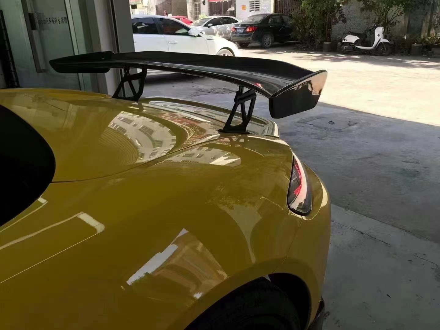 2022 New Products 987Cayman 981Boxster 718 Carbon Fiber Spoiler for Porsche 987 981 718 Carbon Fiber Spoiler Wing