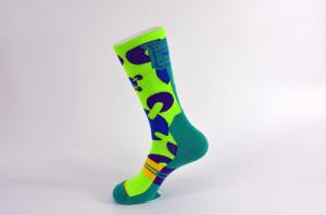 China Anti - Bacterial Breathbale Athletic Basketball Socks Big And Tall Funny factory