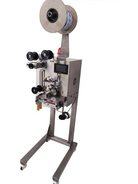 Desiccant Dispenser MachineMachineUsed for packaging of medicines to prevent