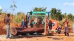 Horizontal cutting electrical chainsaw mill portable /Petrol sawmill chainsaw