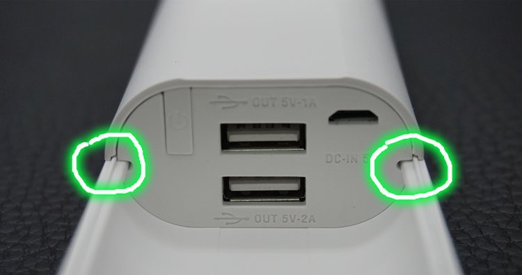 TOMO V8-2 18650 Power Bank Charger 9.jpg