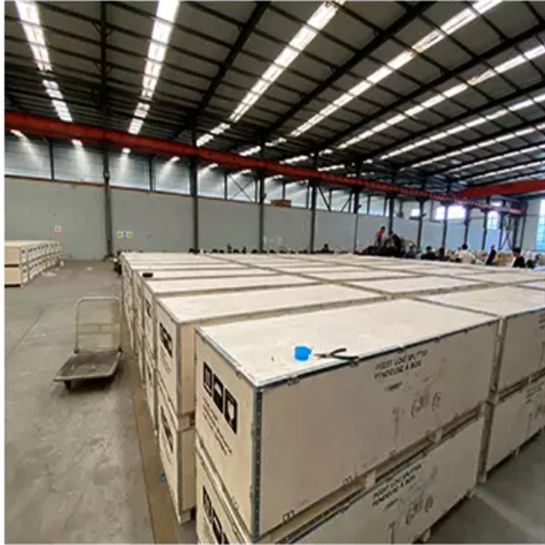 950KG/ H Wood Chipper Machine Electric Tree Branch Shredder Hardened Knife