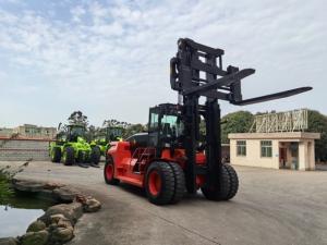 China 30000kgs Customized Heavy Load Forklift / Heavy Duty Forklift With Diesel Engine factory