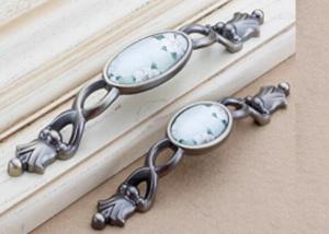 China European Cabinet Drawer Hardware Pull Handles Hand Held Wardrobe Door Handle factory