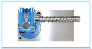 China 15kg/Hr 2250W Groundnut Oil Press Machine Frying Setting 40kg factory