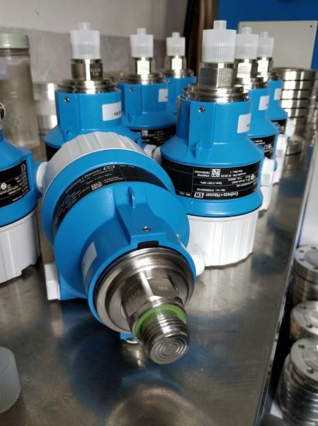 PMC51-AA21JD1MGJRLJA+AAPA Absolute and gauge pressure Cerabar PMC51 100 mbar..
