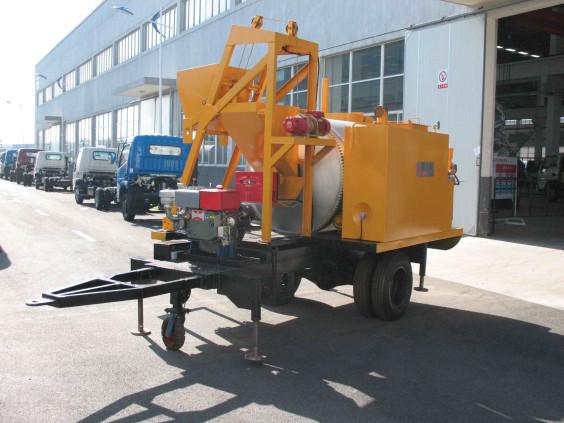 1.2 MPA Oil Supply Pressure Asphalt Mixing Plant , 5TPH Towed Bitumen Mix