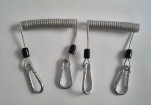 China Clear Color 10CM Unstretched Length Rope Dia4mm Safety Cable Wire Coiled Lanyard w/Zinc Plating Iron Carabiners factory