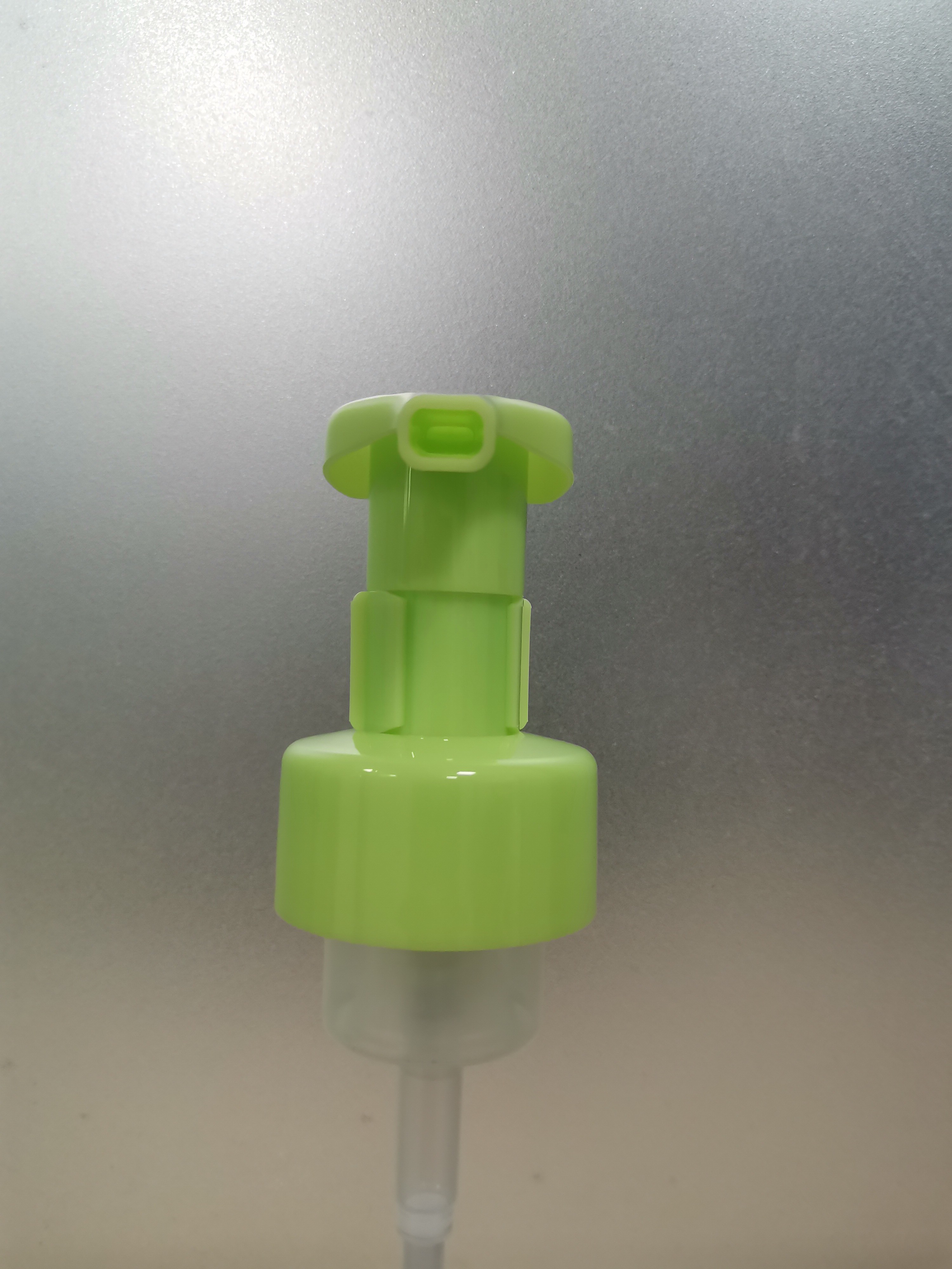 Personal Care Products 43mm Foam Pump with Different Process Processing and Cap Lock Way