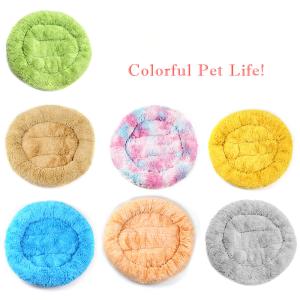 China Donut Cat Bed Faux Fur Dog Bed for Medium Small Dogs Self Warming Cuddle Pet Bed Luxury Mat factory