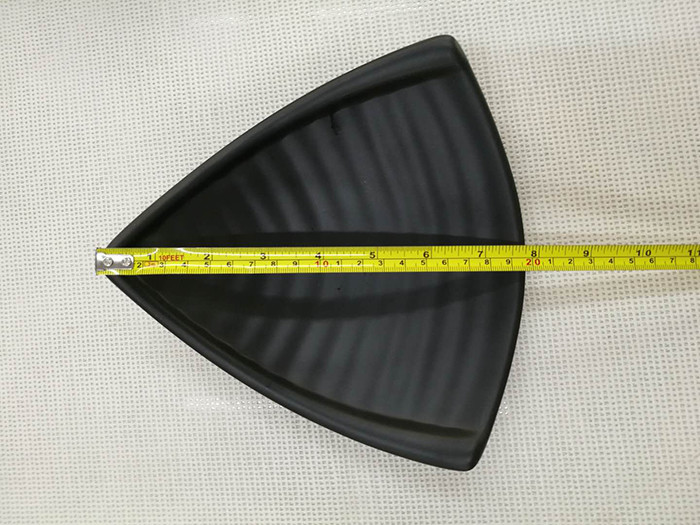 Imitation Porcelain Dinnerware Sets Black Color Triangle-Shape Length 20cm Weight 344g