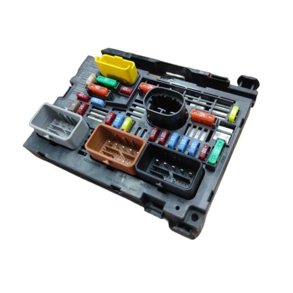 Car Engine Fuse Box R02 BSM=R19=R18 For Peugeot Citroen OE 9807028580 9809742780