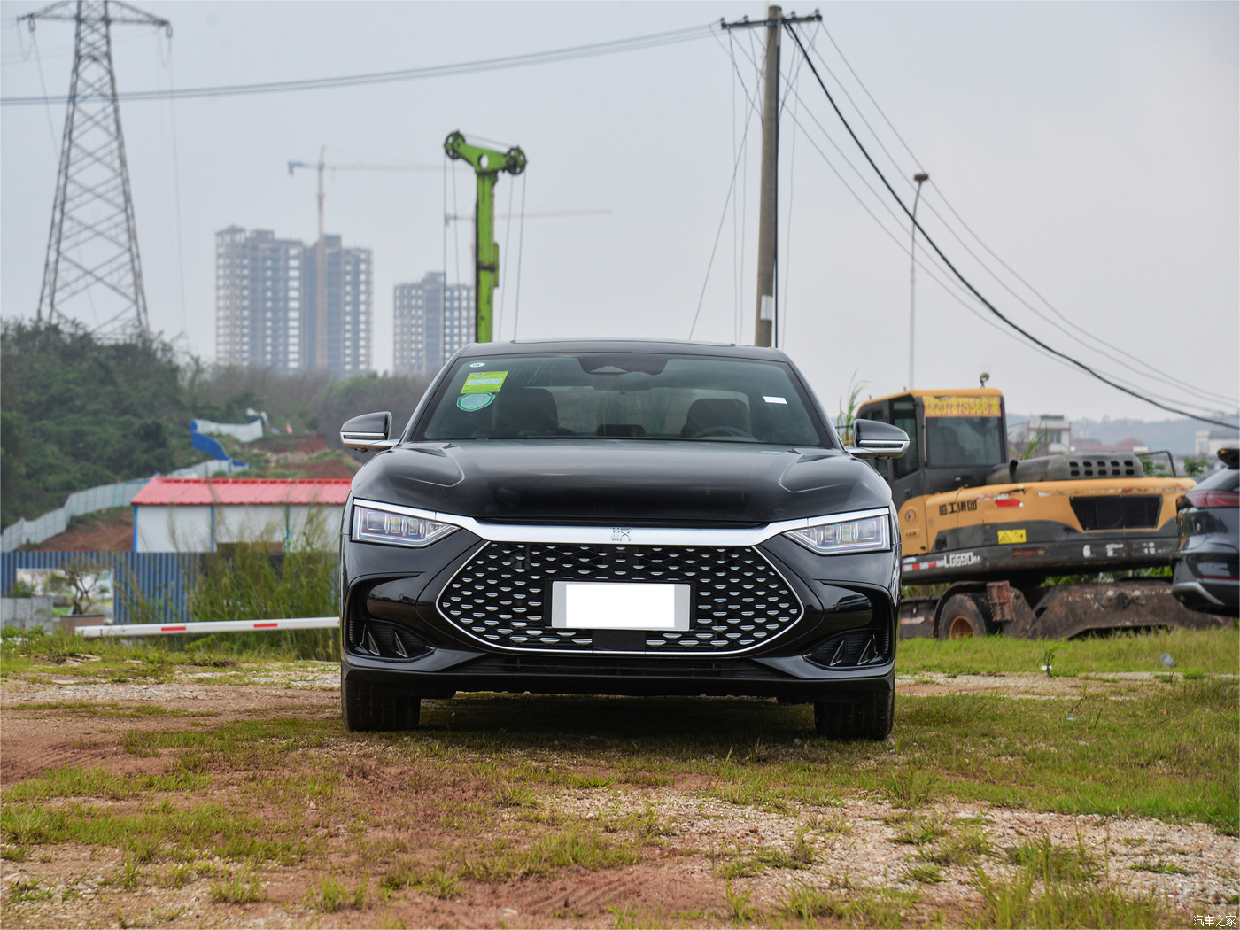 2024 BYD Han DM-I Honor 121KM Hybrid Vehicles 5 Seats 4WD Car