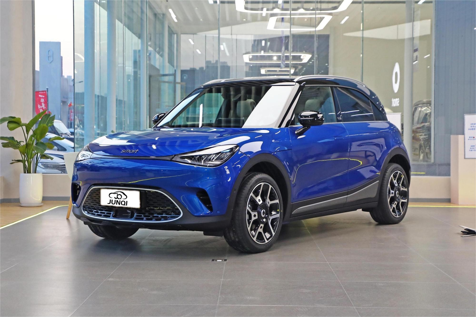 Smart1 Smooth Responsive Driving with Instant Torque for Urban Environments