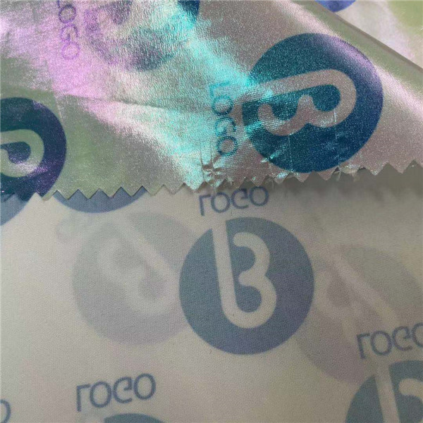150CM Outdoor Breathable Silver Foiled Fabric 45gsm 100% Polyester 15DX15D