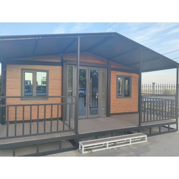 China Fireproof Prefab Folding House with PVC Sliding Window factory