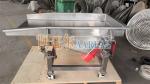 Small Size Mobile Variable Frequency Food Grade Stainless Steel Vibratory Feeder