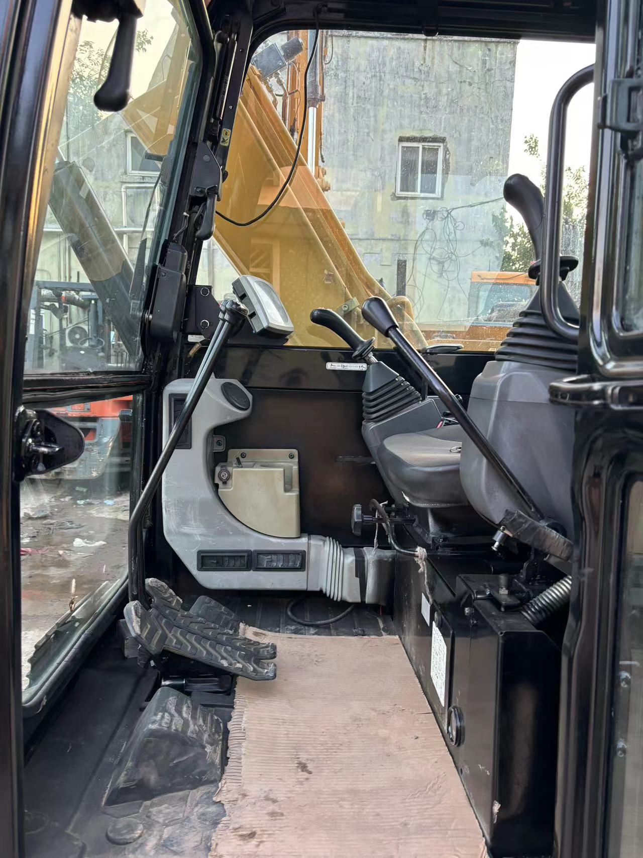 CAT 307.5E 7tons Used Excavator 2023 Crawler Excavator Lowest Peer