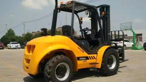 China 3.5 Ton Rough Terrain Forklift With Japanese Engine Forklift factory