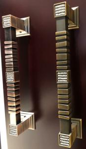 China Antique Cabinet Hardware Drawer Pulls Bespoke Color Surface Treatment factory
