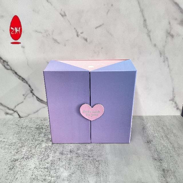 China Custom Christmas Gift Wrap Boxes with 300gsm 350gsm Cardboard material factory