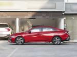 High Fuel Economy Safety Petrol Sedan Car With 4 Doors Independent Suspension