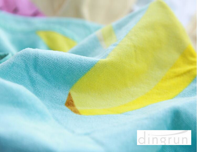 250Gsm Cute Beach Towels Eco-Friendly , Round Beach Hand Towels 140*140cm