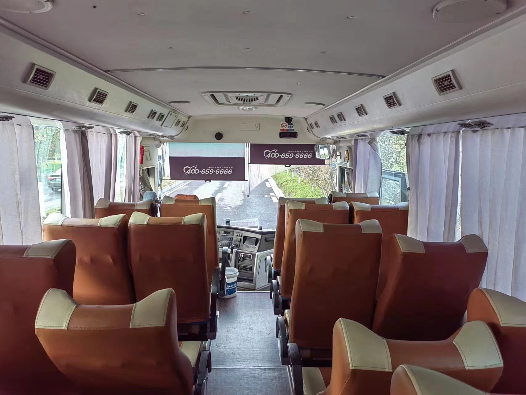 Yutong Bus Zk6115 Used Coach 47seater Left Hand Drive Buses China Brand EuroV Diesel Engine