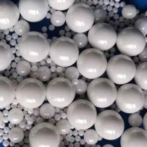 China 95 Yttrium Stabilized Zirconia Beads 1.6-1.8mm Grinding Media For Jewellery Polishing Or Decoration factory