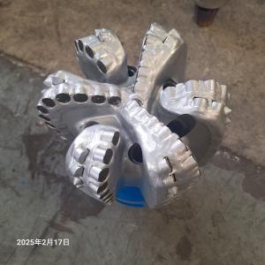 China Oil Drilling Rock Bits 9-1/2 &quot; PDC Drillling Bit Of Diamond Drilling Tool factory